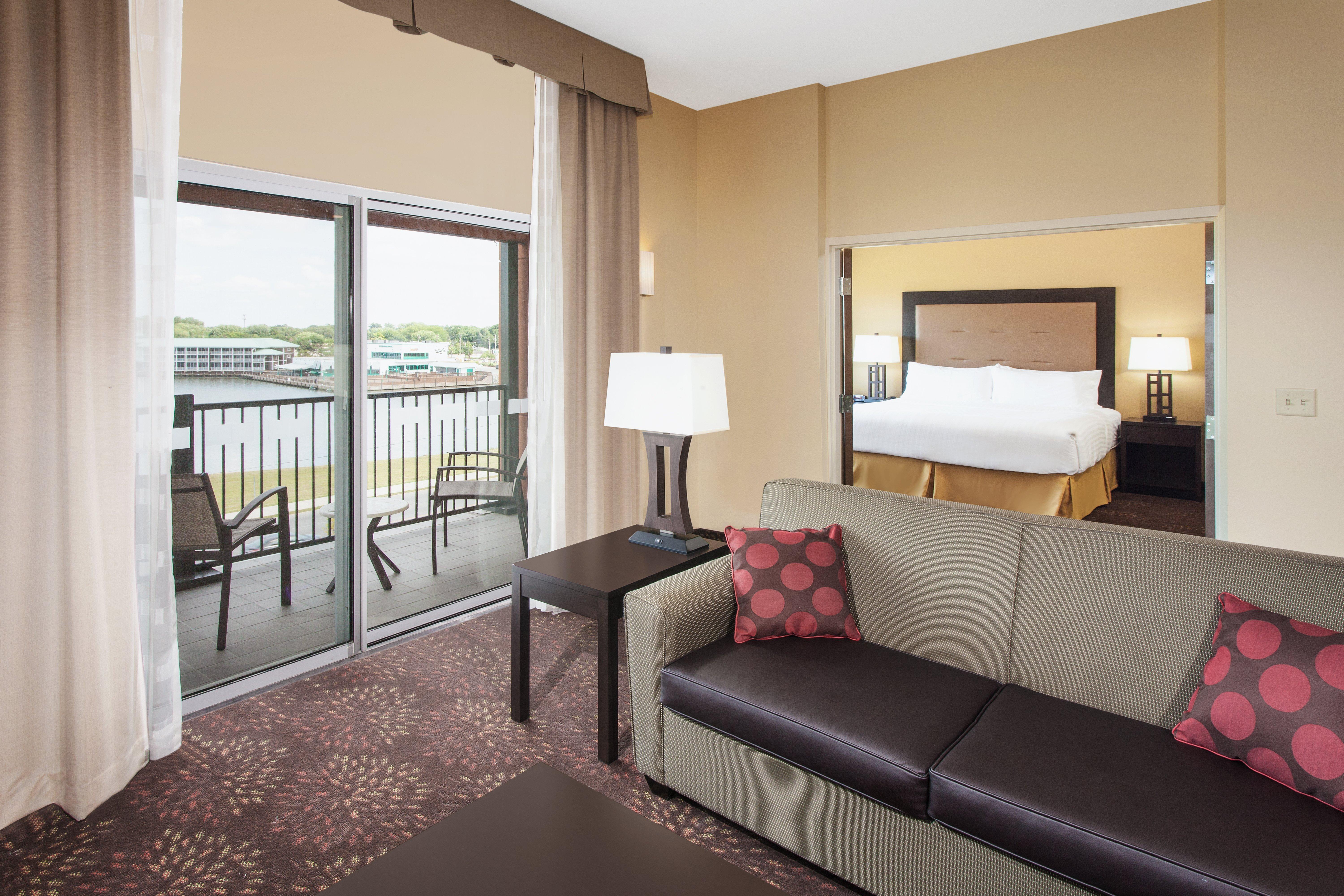 Holiday Inn Express & Suites Sandusky By Ihg Dış mekan fotoğraf